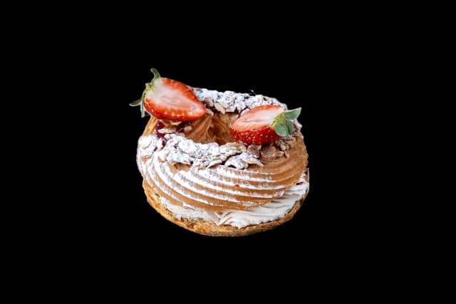 Çilekli Paris Brest