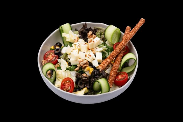 Akdeniz Salatası