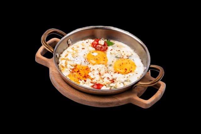 Sahanda Peynirli Yumurta
